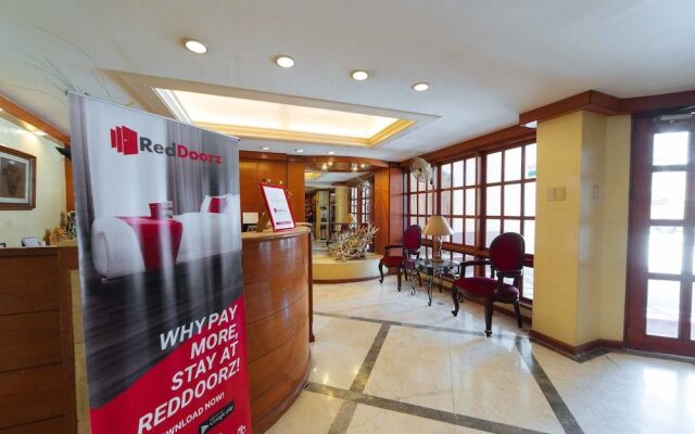 RedDoorz @ The Manor Davao