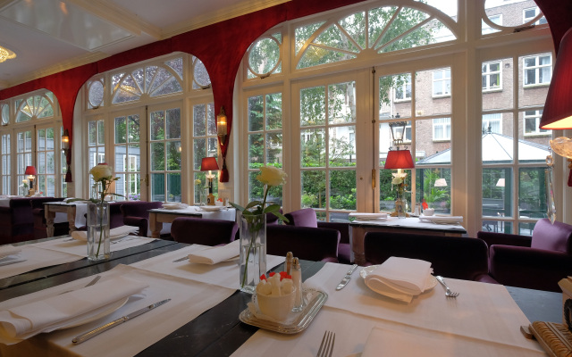 Apollofirst Boutique Hotel