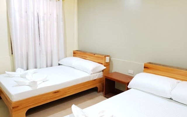 Junas Plaza Inn
