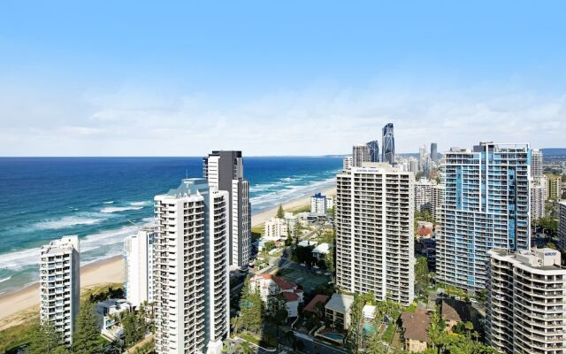 Private 3 Bed Ocean View Q Surfers Paradise