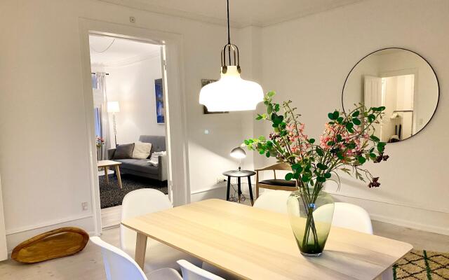 Awesome Three-bedroom apartment near Nyhavn