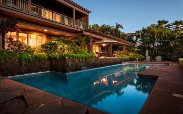 Huaka Mahina 4 Bedroom Home by RedAwning