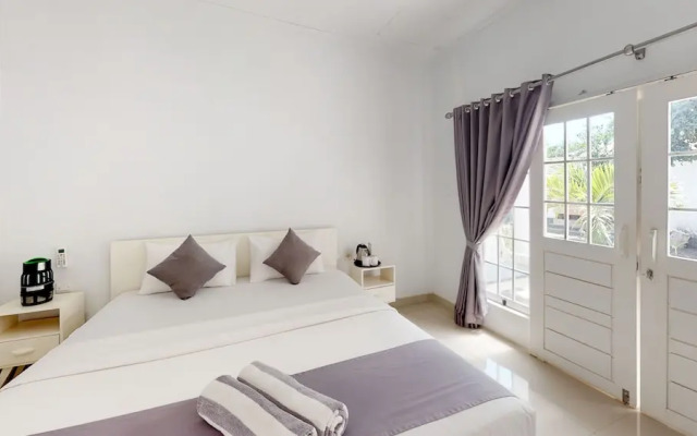 Casa Blanca Gili Air