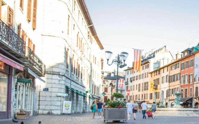 Kyriad Chambery Centre Curial