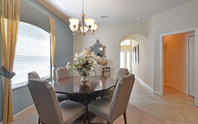 The Shire 4 Bedroom House w Pool - 4704TS