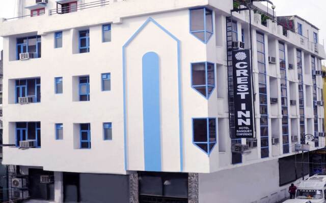 Hotel Crest Inn