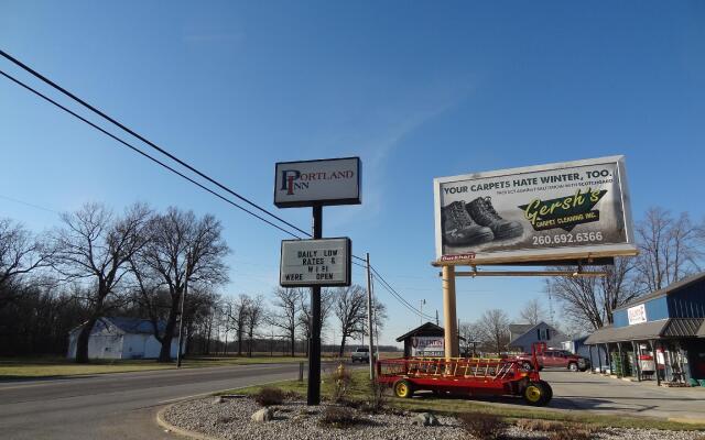 Motel 6 Portland, IN