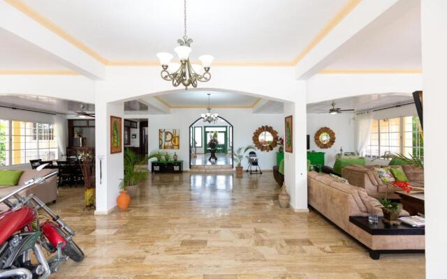 Guavaberry Villa Piscina y Jacuzzi Privado