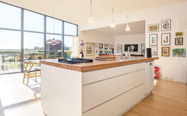 6 Person Holiday Home in Vaeggerlose