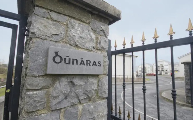 Dunaras Holiday Village