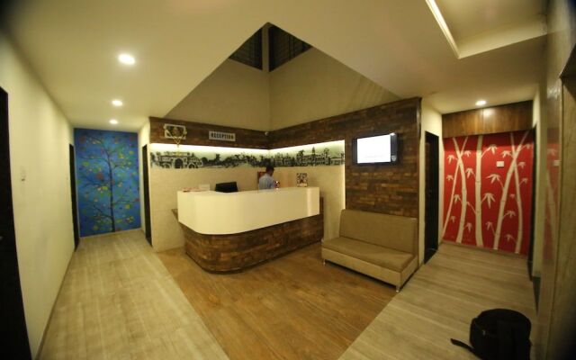 Hotel Madhuri Executive