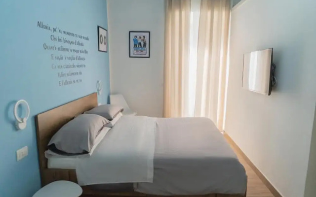 Yes I Know My Room - Storico