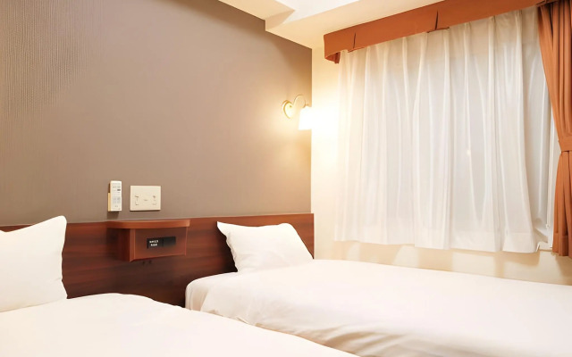 Hotel Check In Shimbashi