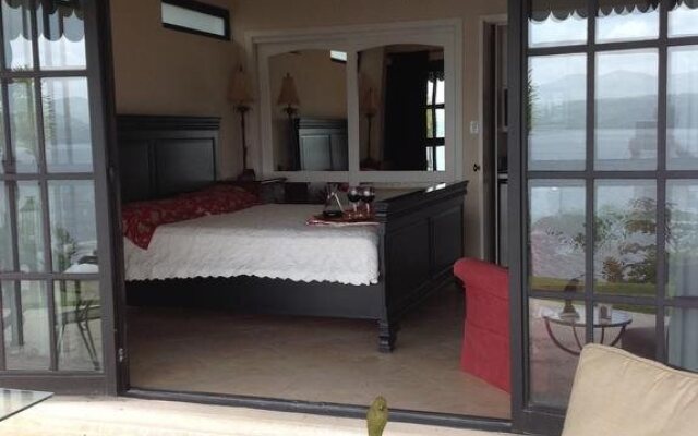 Heliconia Hall