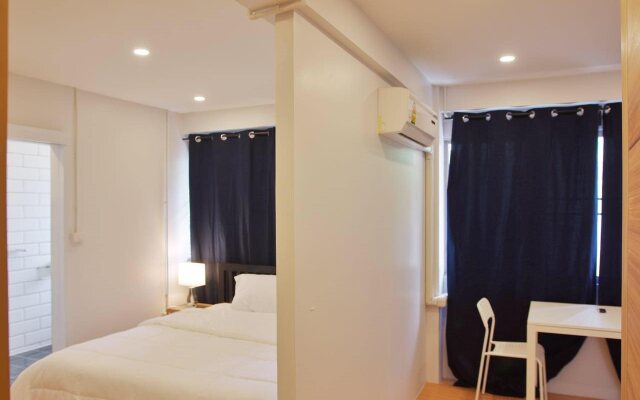 Baby Blue Inn Bangkok