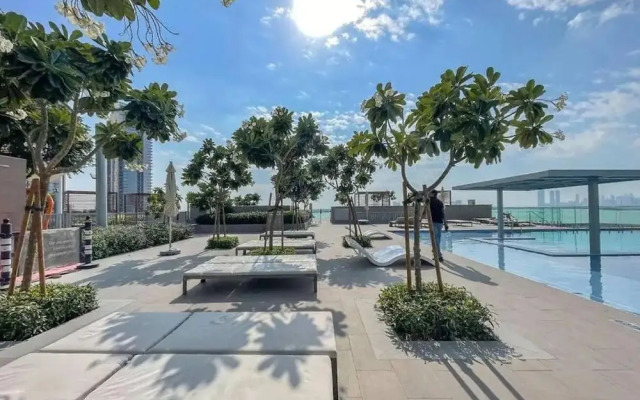Aya - Outstanding 1BR Apartment With Amazing Creek Views
