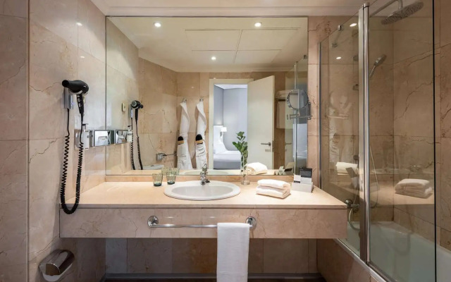 Hotel Madrid Gran Via 25, Affiliated by Meliá