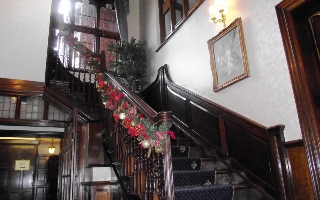 Bryn Howel Hotel