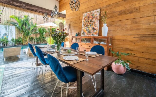 Splendid Villa Shakti Canggu Boho Chic 3bd & Pool