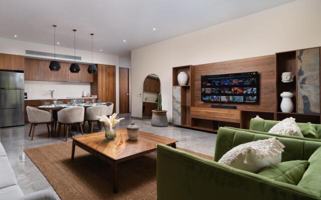 Mistiq Luxury Condo