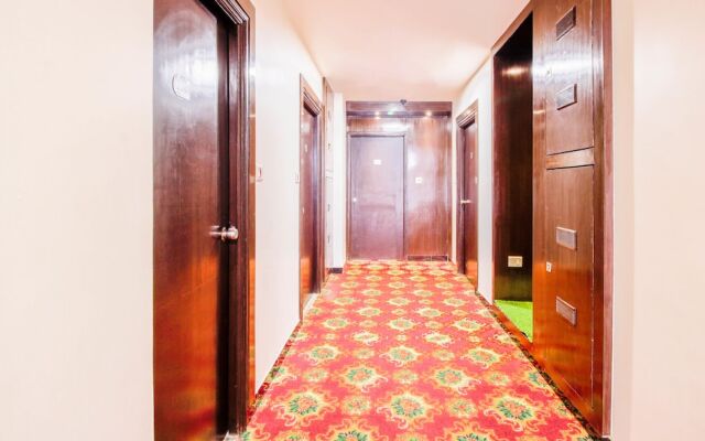 Imax Inn by OYO Rooms