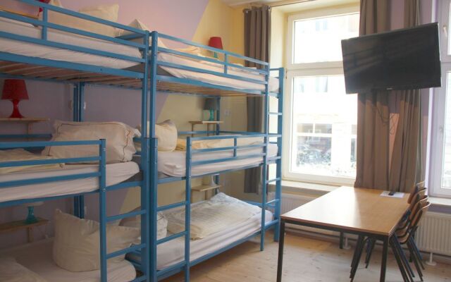 Buch-Ein-Bett Hostel