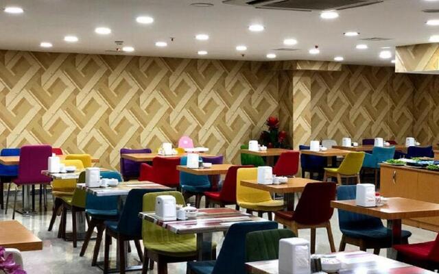 Grand Palace Hotel