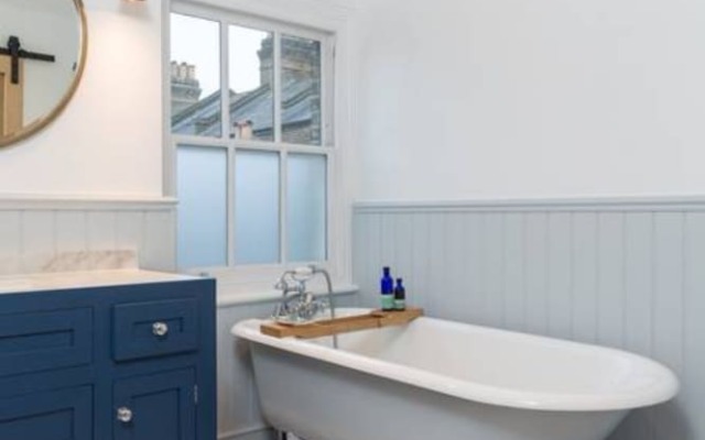 3 Bedroom House in Notting Hill