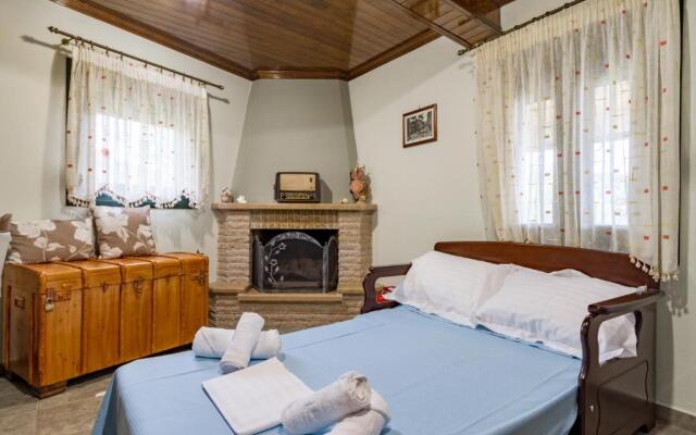 Konstas Stone Island House in Meganisi