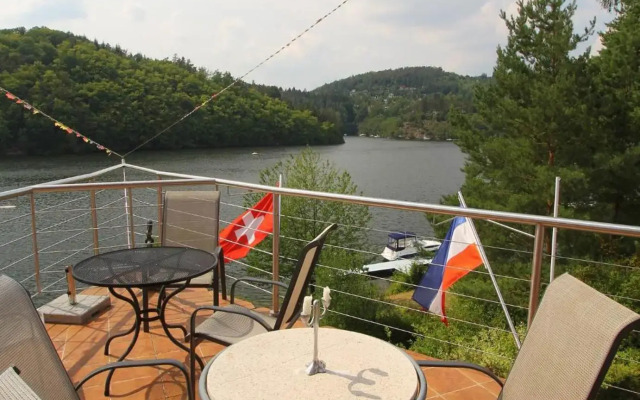 Hotel Laguna Slapy