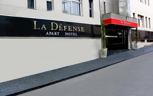 La Defense Apart Hotel