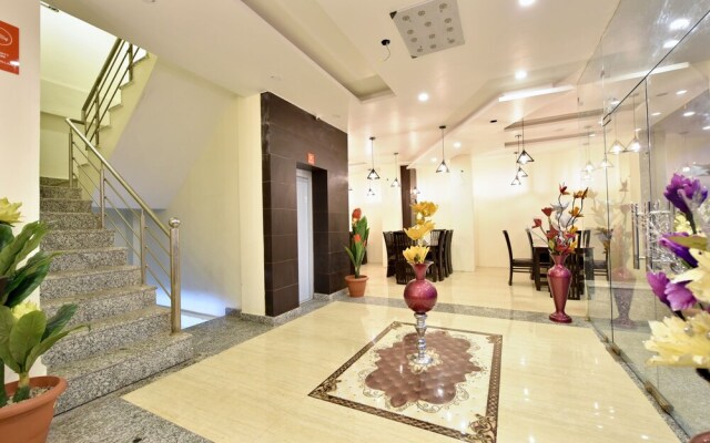 OYO 12770 Hotel Mirage Residency