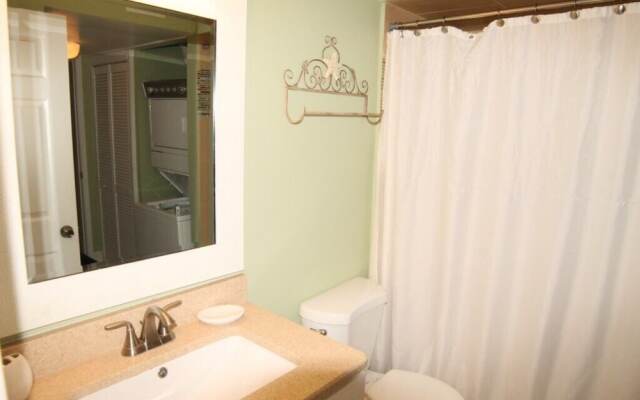 Hibiscus B203 2 Bedroom Condo