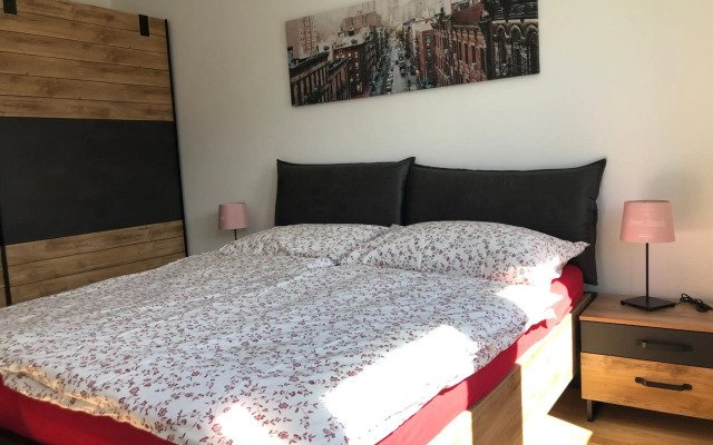 City Top -Apartment please