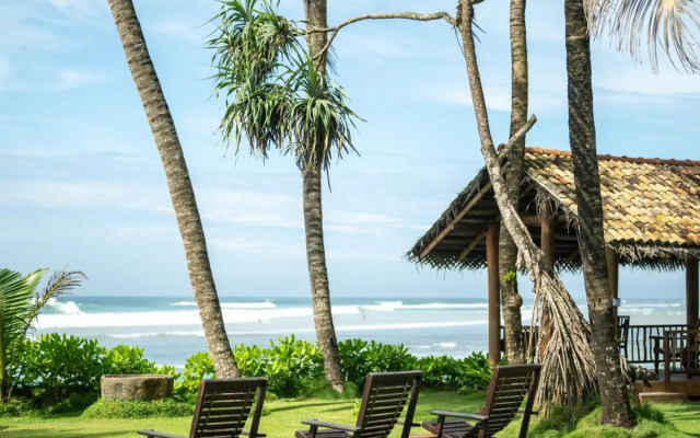 Poya Villa Ahangama by Sunsessions