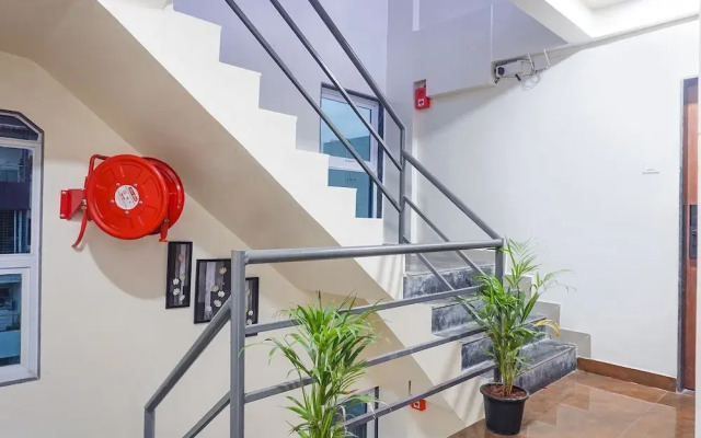 Fabhotel Falcon Executive