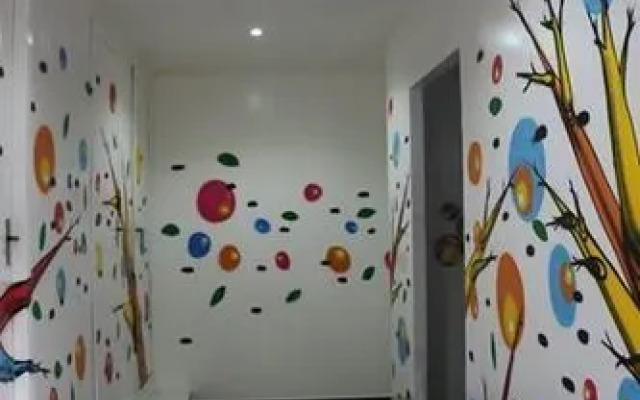 Deck Hostel
