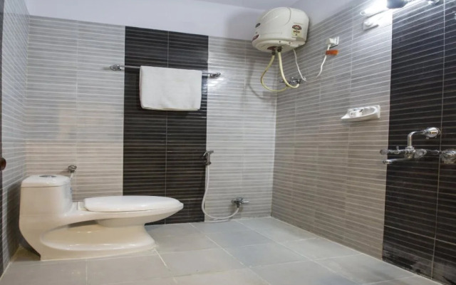 OYO 3968 Chandras Residency