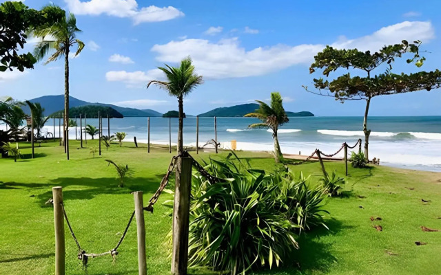 Casa em Condomínio Frente a Praia Caraguatatuba