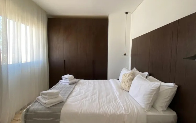 Stayr Somabay - Bay life home rentals