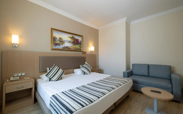 Rich Melissa Hotel