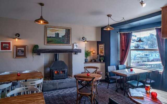 Black Swan Inn