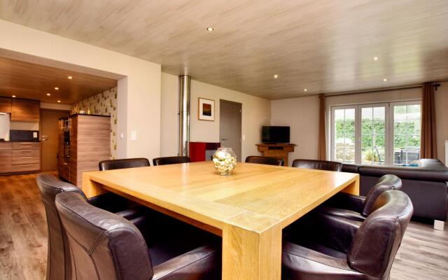 Modern Family Home With Wellness