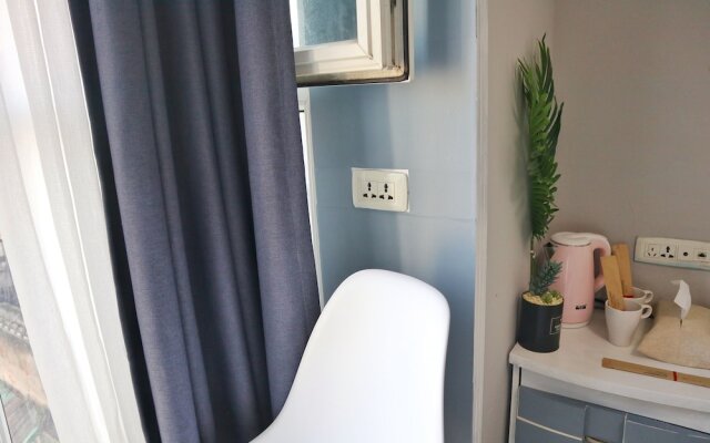 Qing Apartment Happiness