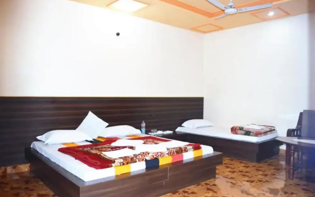 Hotel Goverdhan Tourist Complex