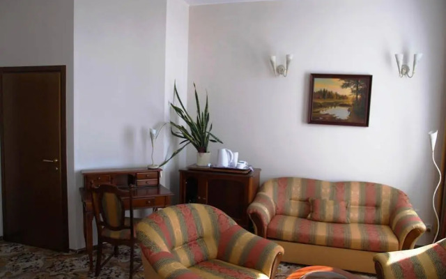 Hotel Savoy