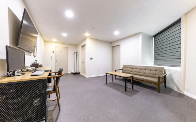 Mokpo Hotel The Haru (Peace Square)