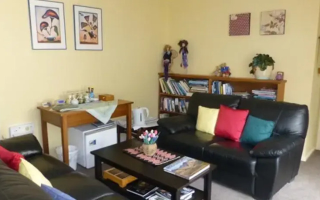 Mira Monte B&B and Homestay