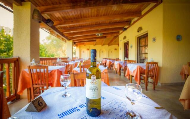 Limnionas Bay Village Hotel