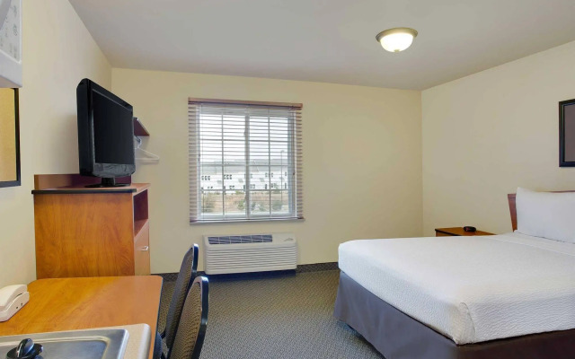 WoodSpring Suites Raleigh Northeast Wake Forest